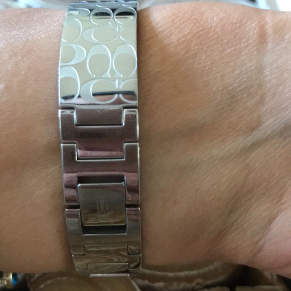 Coach watch - Picture 6 of 6